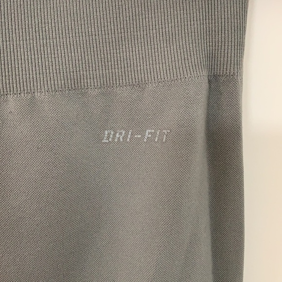 NIKE DRI FIT WOMEN GREY 3/4 TIGHTS SIZE M - Picture 7 of 10
